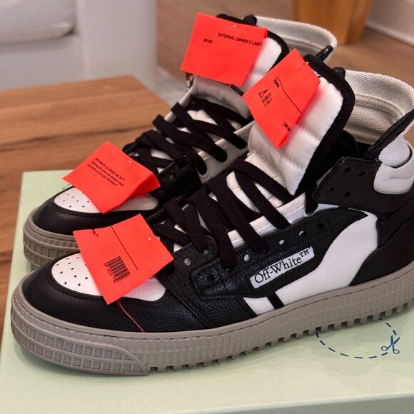 Off-White 3.0 OFF-COURT SNEAKERS - Picture 5 of 11